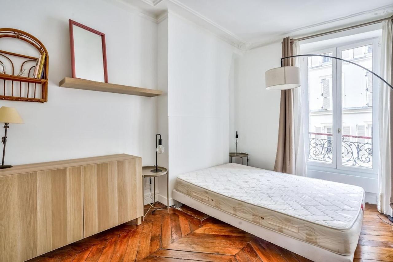 Cosy And Bright Apartment Located In Paris 18 ภายนอก รูปภาพ