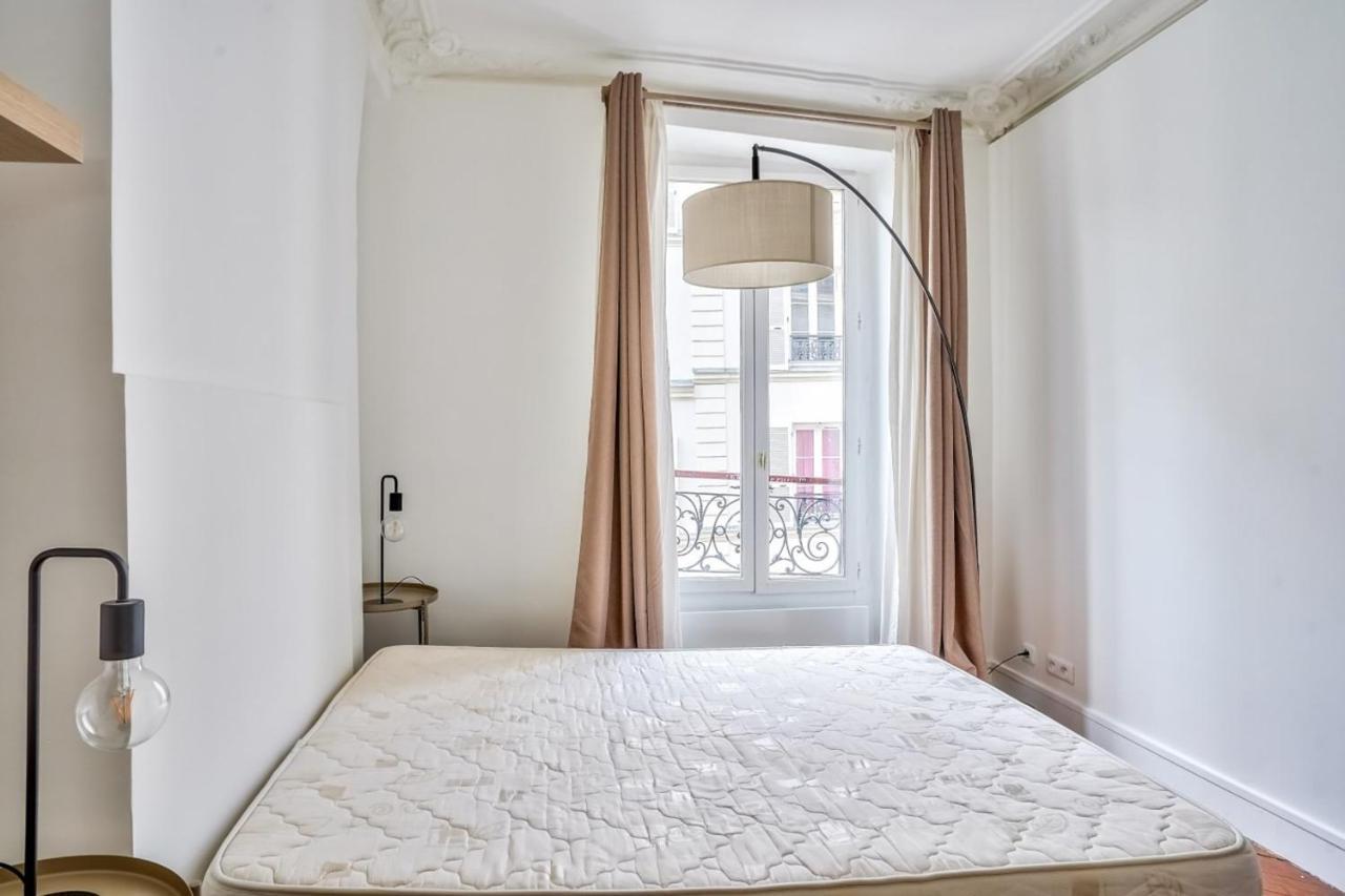 Cosy And Bright Apartment Located In Paris 18 ภายนอก รูปภาพ