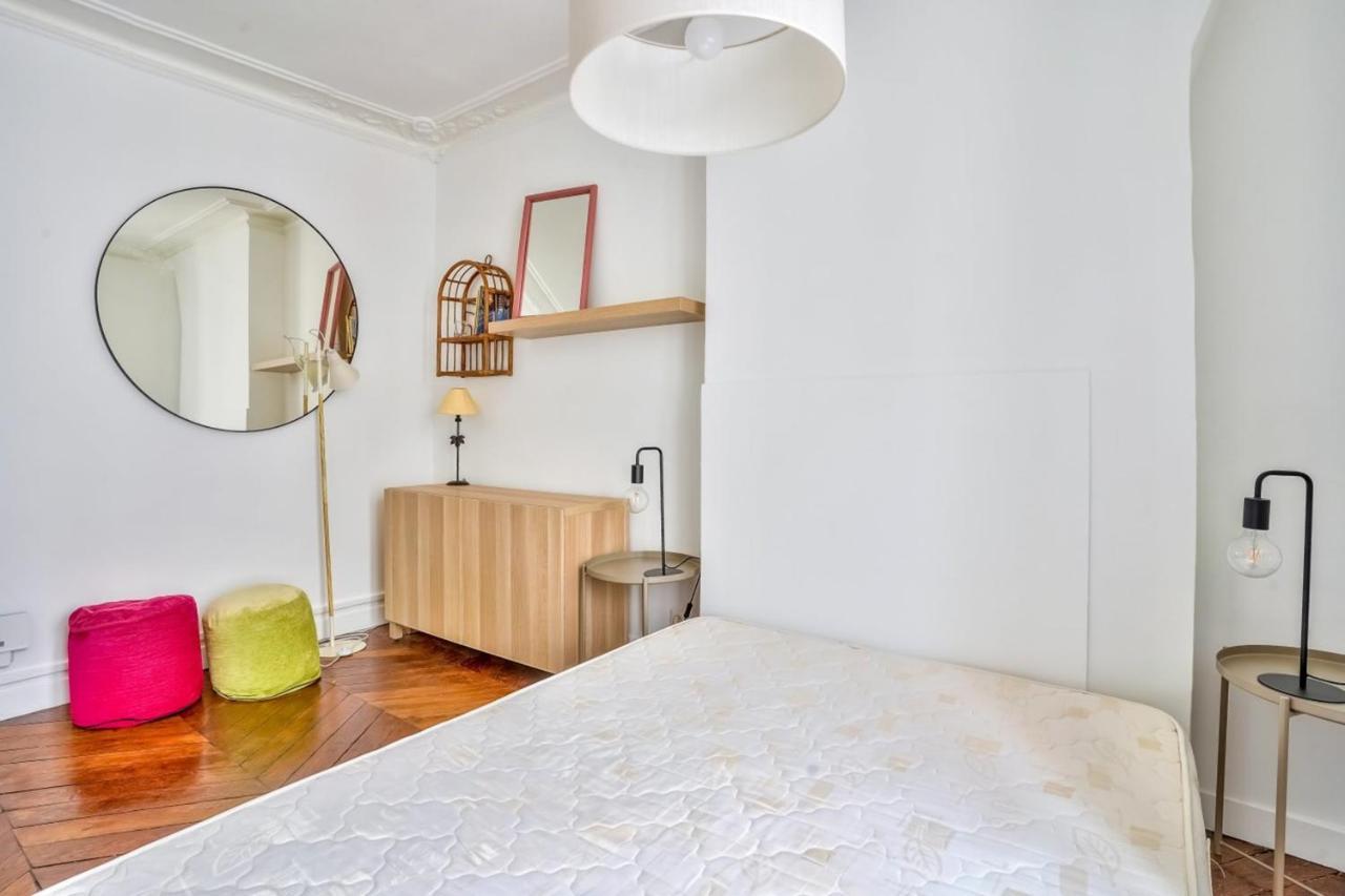 Cosy And Bright Apartment Located In Paris 18 ภายนอก รูปภาพ