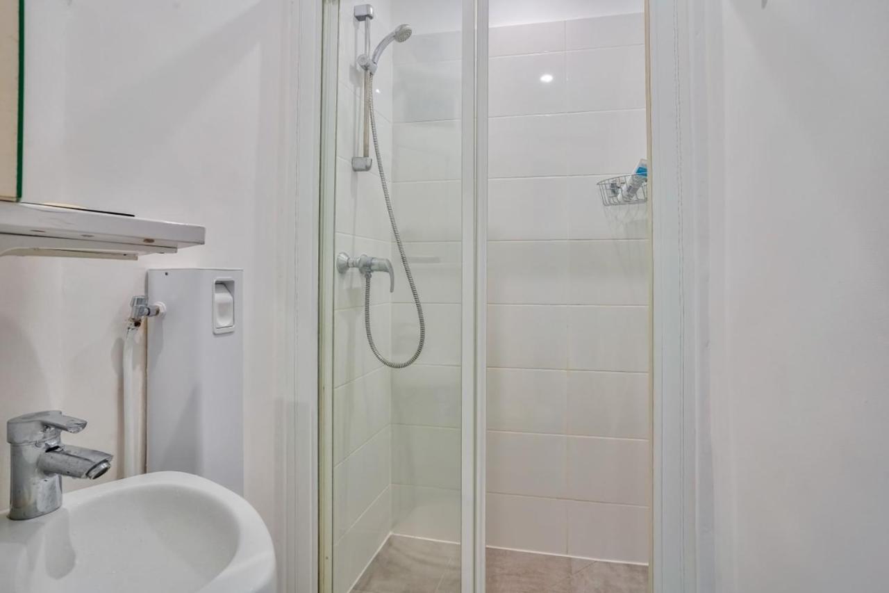 Cosy And Bright Apartment Located In Paris 18 ภายนอก รูปภาพ
